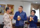 พ.ต.อ.วุทธยา สิงห์กิ้ง ผกก.ตชด.23 เดินทางไปรดน้ำขอพร ผู้ว่าราชการจังหวัดสกลนคร เนื่องในโอกาสวันสงกรานต์ ประจำปี 2568